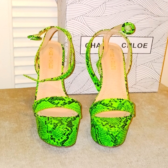 Chase + Chloe Shoes - Green Snake Platforms